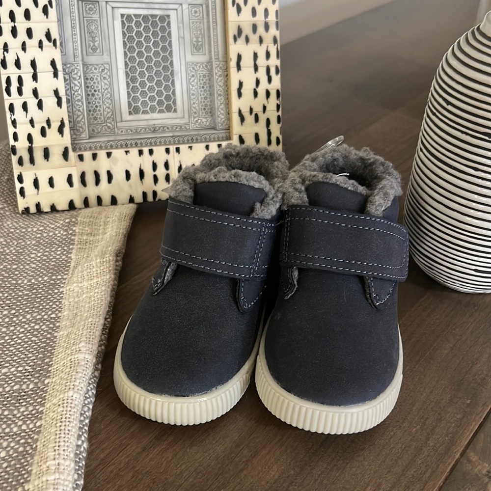 Carter’s boy Chatham navy shoes (toddler/little kid)